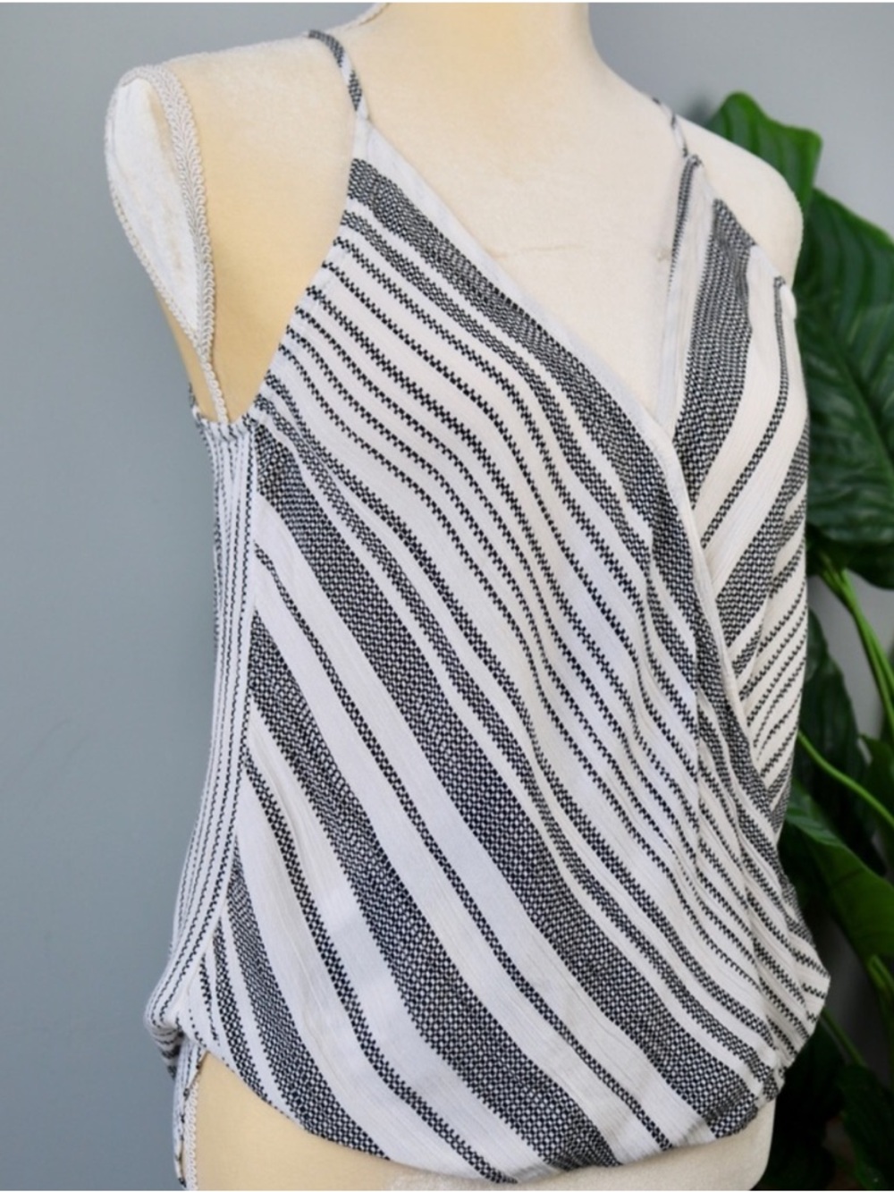Staccato Wrap Style Tank Top - Picture 2 of 9